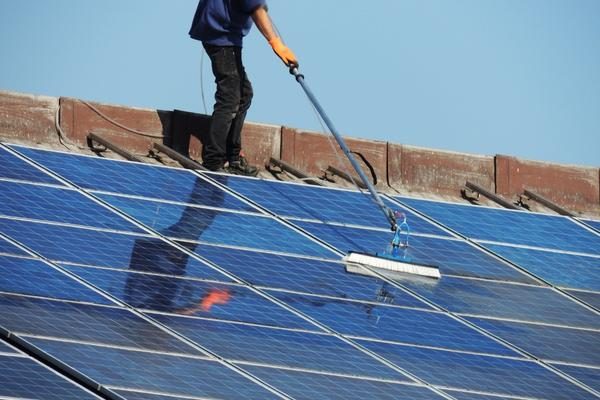 vinduespudser odense solcellevask teleskopstang vinduespudsning